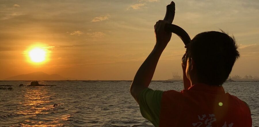 十八區吹角籌款行動