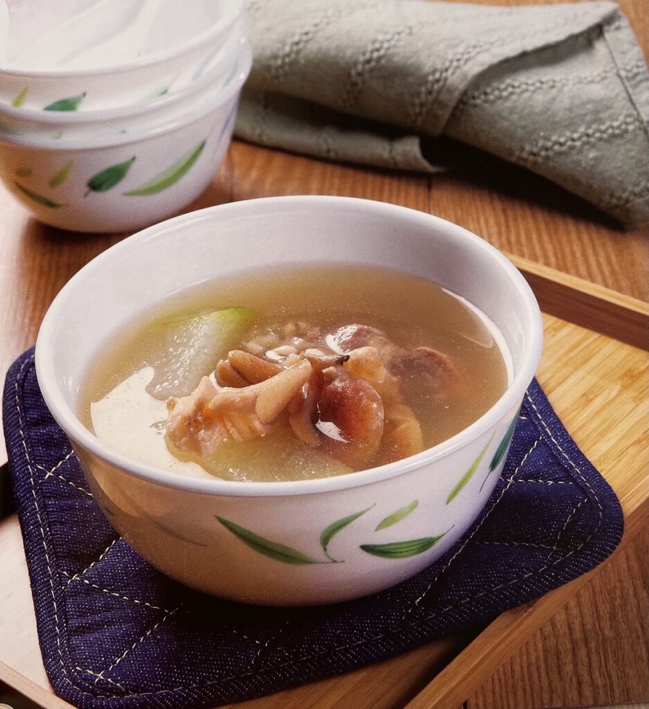 湯飲食譜 螺頭冬瓜生熟薏米陳皮瘦肉湯 號角 香港版