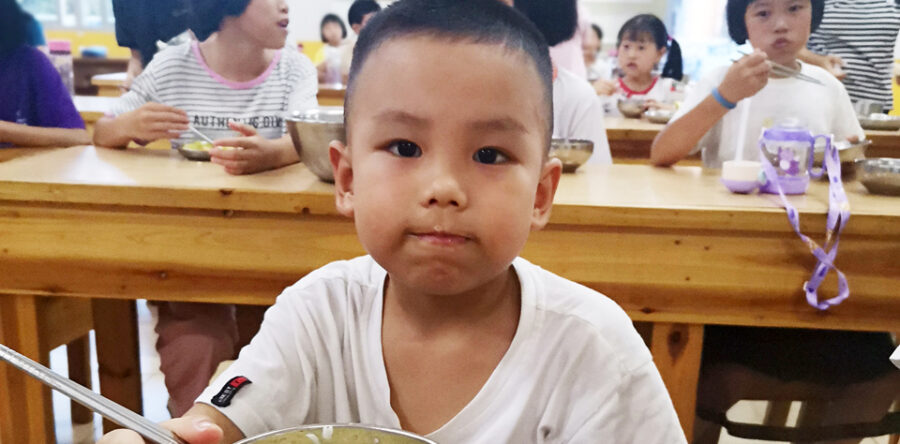 愛心匯點：身世可憐不可怕 • 愛心能改變生命