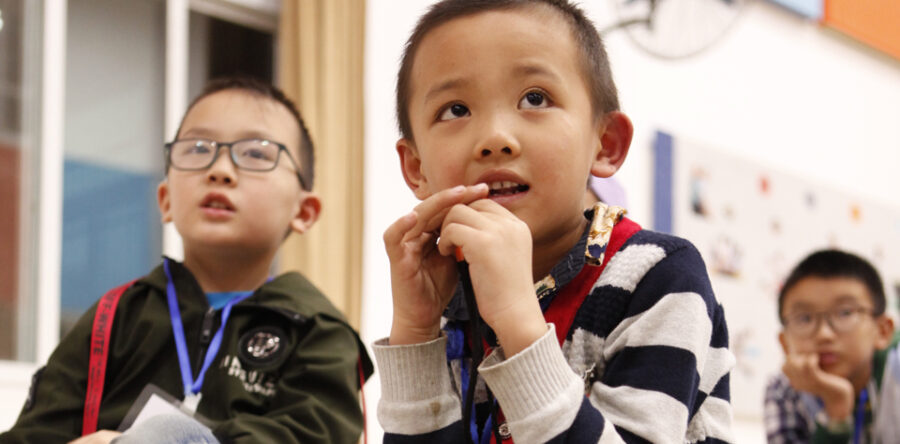 愛心匯點：父為階下囚 兒善良帥氣